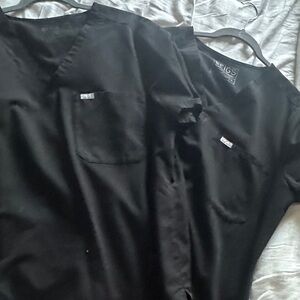 2 Figs Black Catarina Scrub Tops